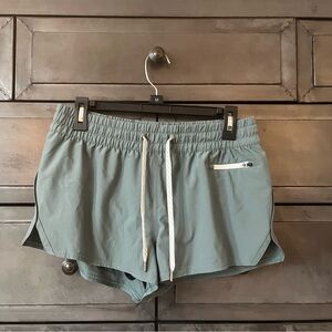 Vuori Clementine Short 2.5” M